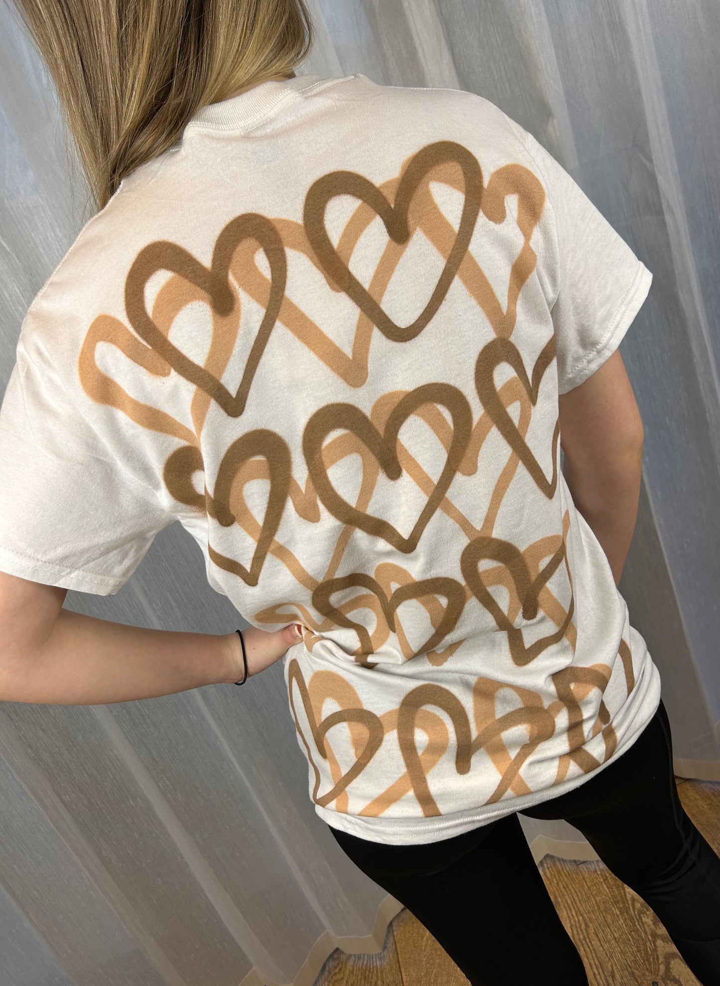 T Shirt with Brown/Beige Graffiti Heart Spray